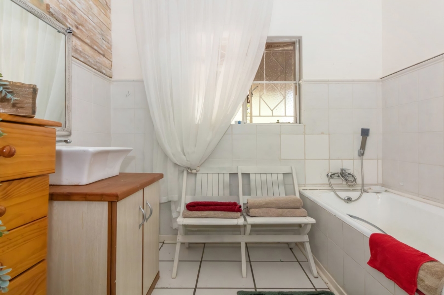 4 Bedroom Property for Sale in Suidrand Free State